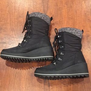 Nine West rain boot